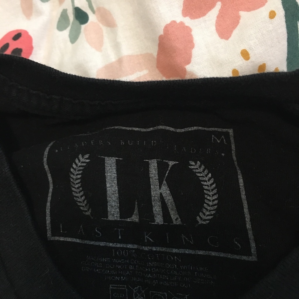 Last kings long sleeved graphic shirt